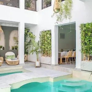 4* Marockansk riad Al Rimal &